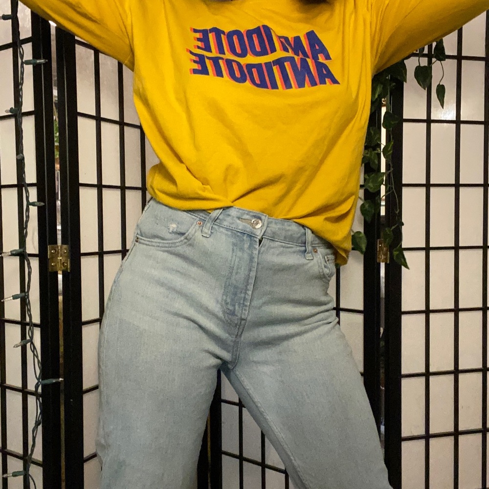 Light Wash Mom Jeans